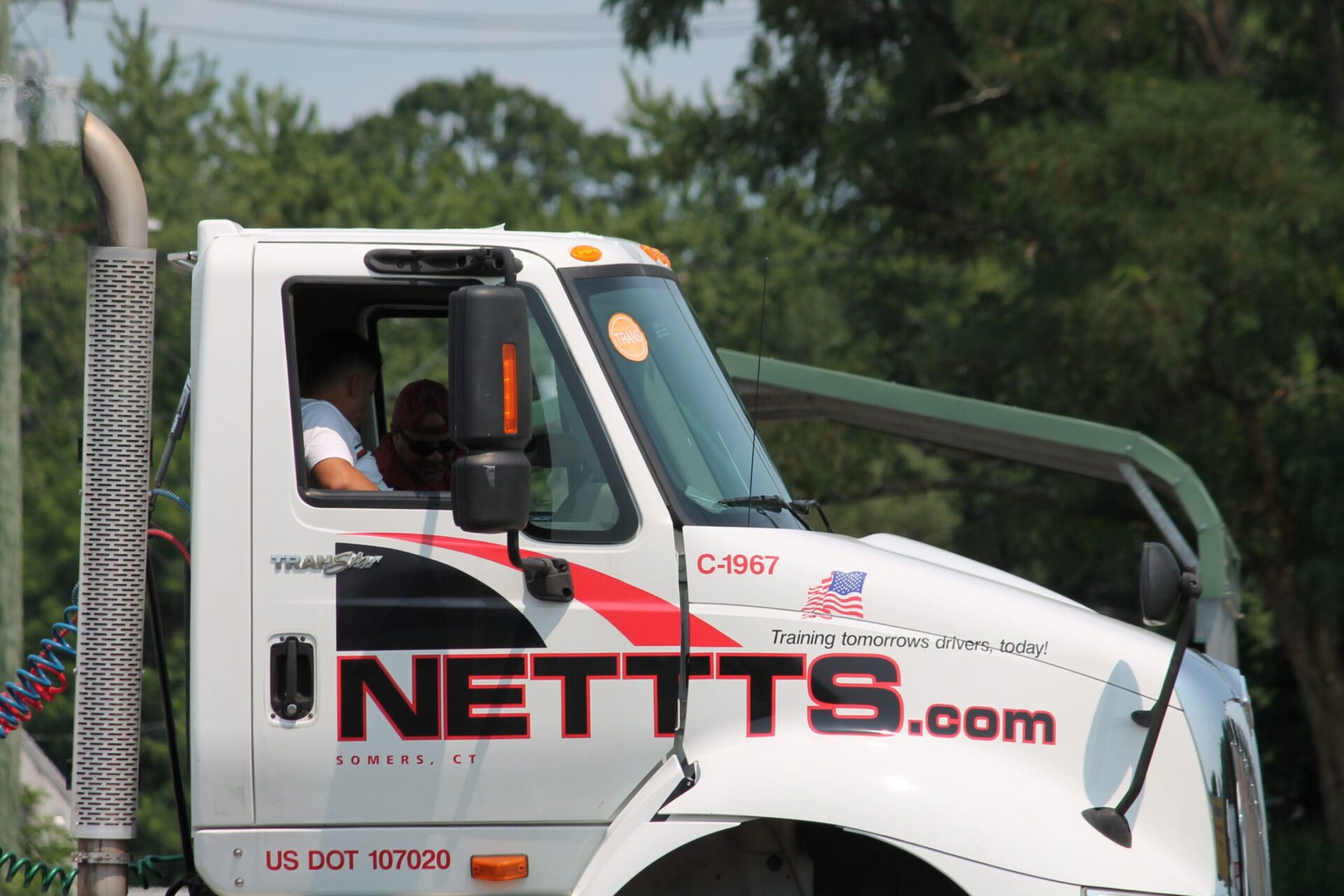 Photo of How does the trucking business work?